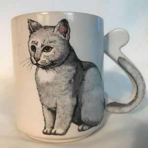 VINTAGE-Grey Short Hair Adorable Cat w/Tail Handle Mug Cute Japan 1970/1980 RARE
